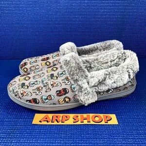 BOBS FROM SKECHERS  Women`s Size 10 Grey Christmas Dogs Comfort Slippers Shoes